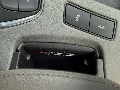 Used 2020 Cadillac XT6 Premium Luxury image 25