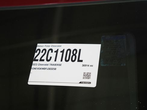 Used 2023 Chevrolet Traverse LT w/ LPO, Floor Liner Package image 29