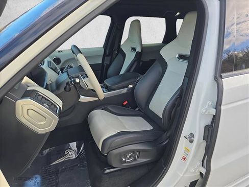 Certified 2022 Land Rover Range Rover Sport SVR image 9