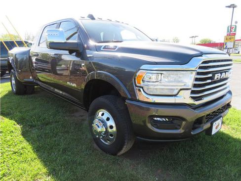 Used 2023 RAM 3500 Limited AWD/4WD image 15
