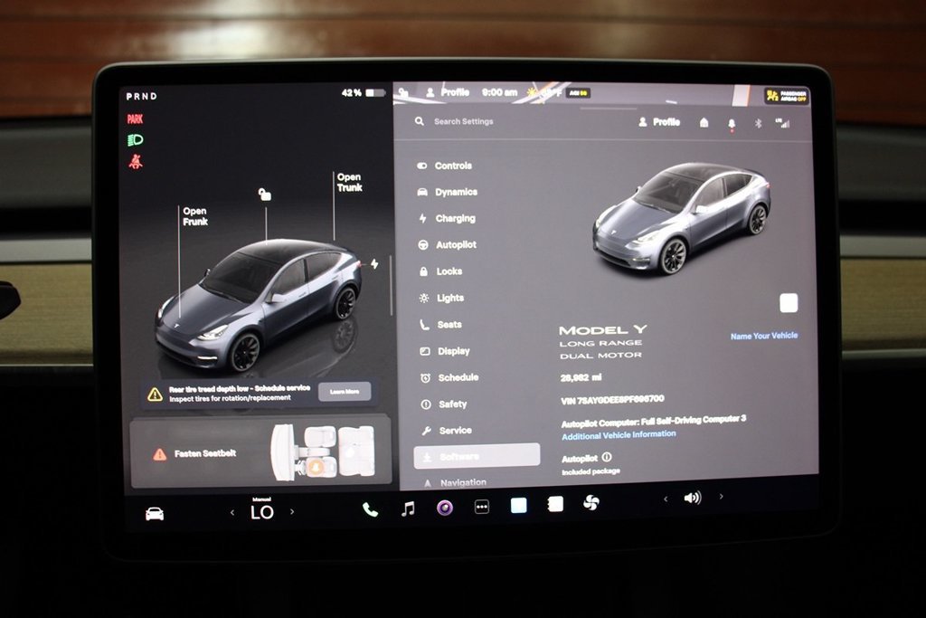 Used 2023 Tesla Model Y Long Range AWD/4WD image 26