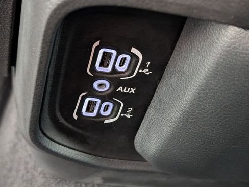 Used 2025 RAM 1500 Laramie AWD/4WD image 22