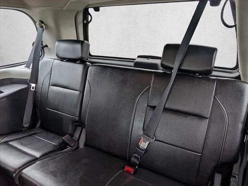 Used 2010 Nissan Armada Platinum w/ Captain Seat Pkg image 10