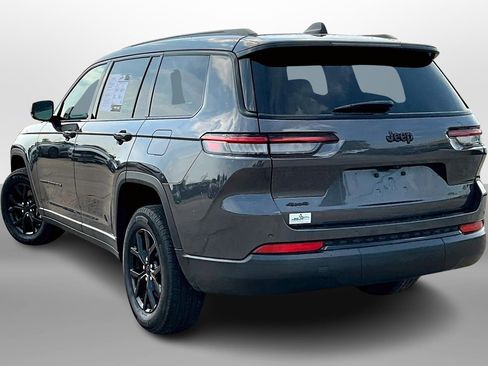 Used 2024 Jeep Grand Cherokee L Laredo image 10