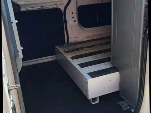 Used 2019 Nissan NV200 SV FWD image 17