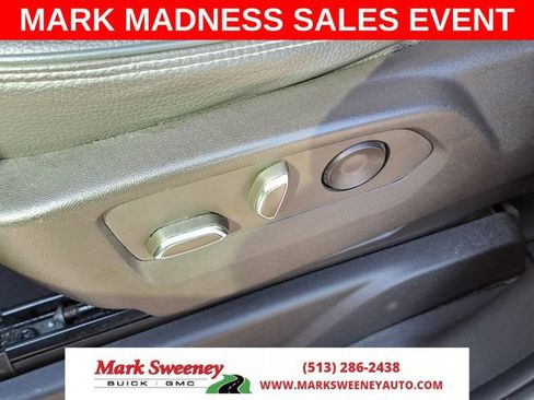 Used 2022 GMC Yukon Denali image 16