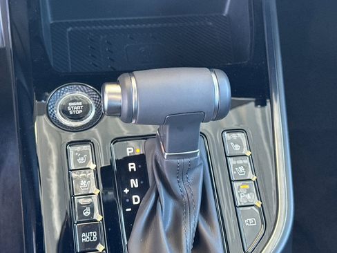 New 2026 Kia Niro FWD image 22