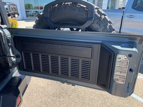 Used 2025 Jeep Wrangler Unlimited Sport S 4xe AWD/4WD image 12