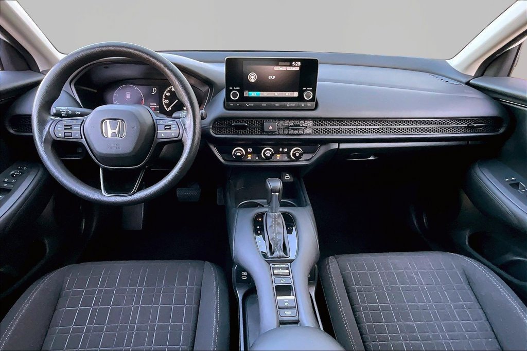 Used 2025 Honda HR-V LX image 8