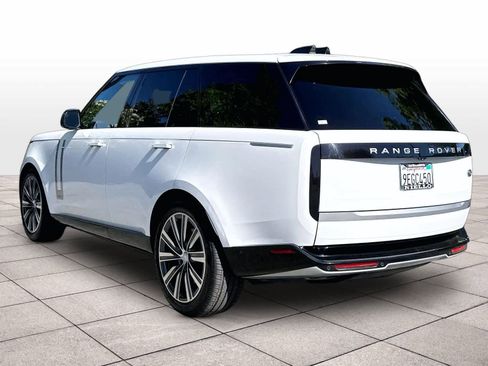 Used 2023 Land Rover Range Rover Autobiography AWD/4WD image 11