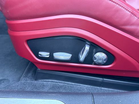 Used 2019 Porsche Panamera 4 image 20