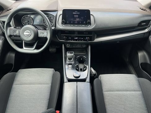 Used 2023 Nissan Rogue SV AWD/4WD image 2