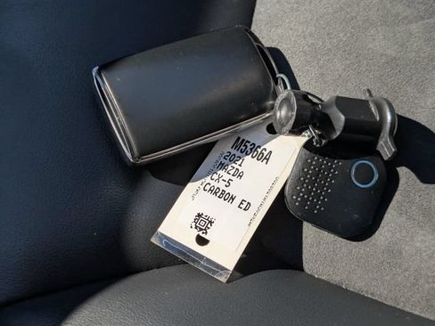 Used 2021 MAZDA CX-5 Touring FWD image 33