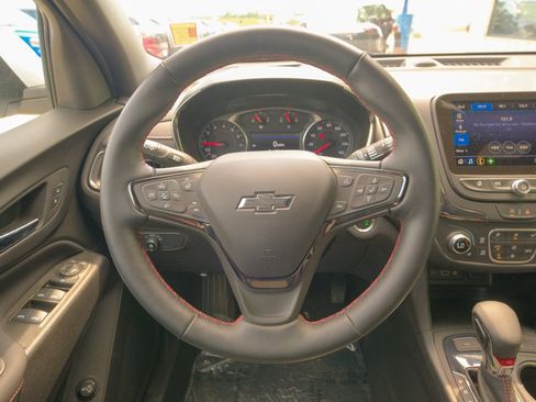 Used 2024 Chevrolet Equinox RS image 34