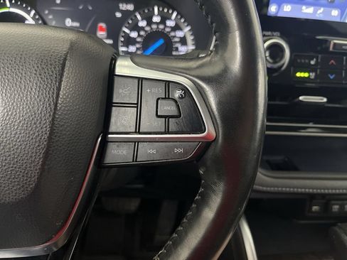 Used 2021 Toyota Highlander Limited AWD/4WD image 65