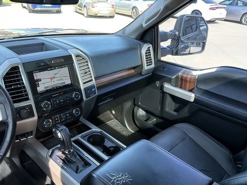 Used 2015 Ford F150 Lariat RWD image 63