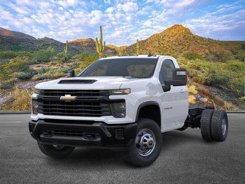 New 2026 Chevrolet Silverado 3500 W/T image 9