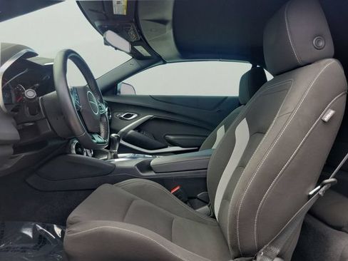 Used 2023 Chevrolet Camaro LT RWD image 15
