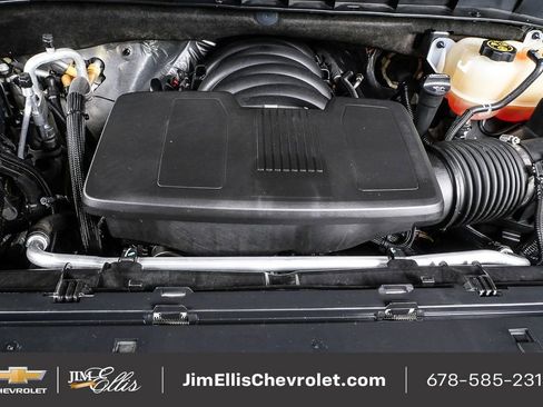 Used 2022 Chevrolet Tahoe Z71 w/ Luxury Package image 39