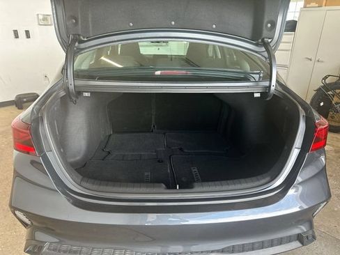 Certified 2024 Kia Forte LXS w/ LXS Technology Package FWD image 21