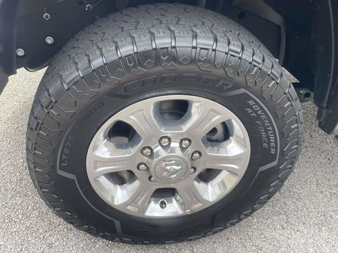 Used 2024 RAM 2500 Big Horn AWD/4WD image 10
