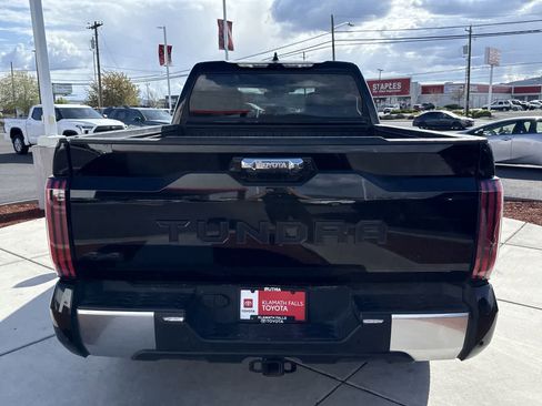 Used 2023 Toyota Tundra Limited AWD/4WD image 4