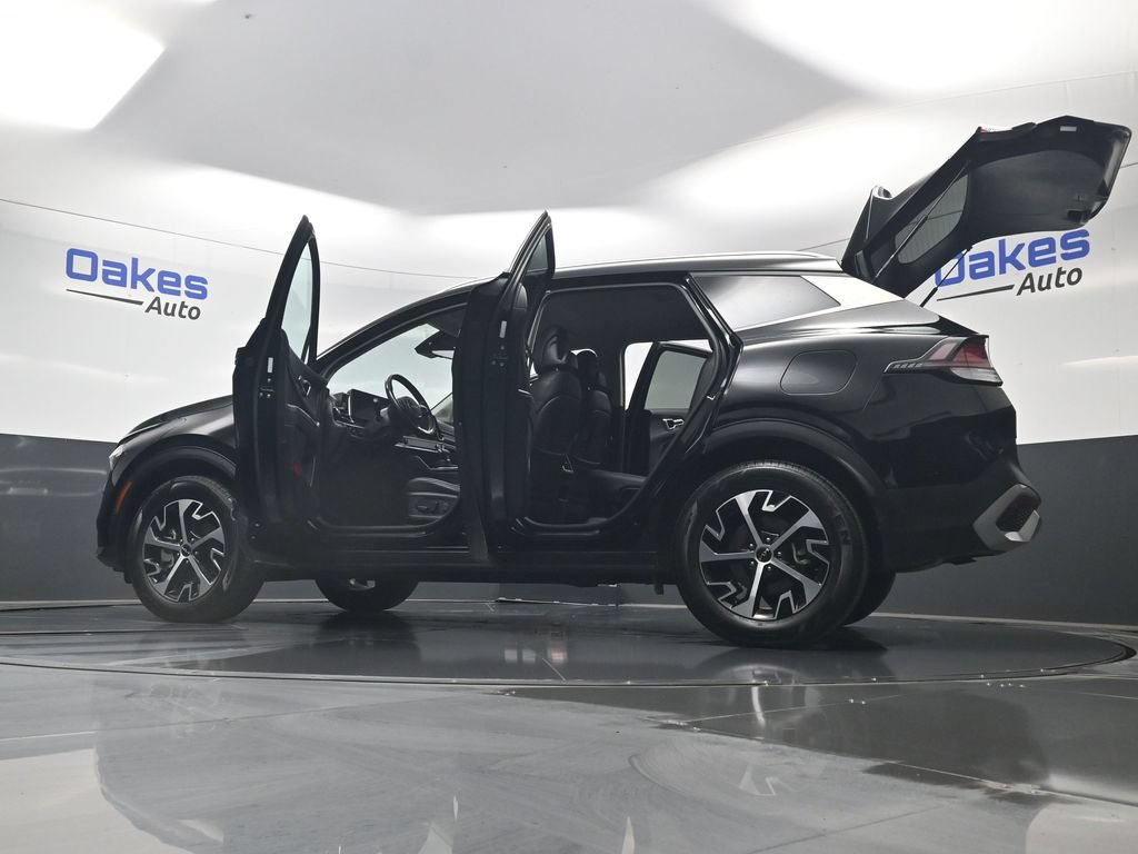 Used 2023 Kia Sportage EX AWD/4WD image 61