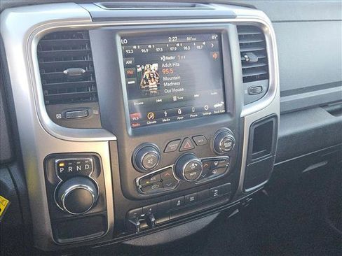 Used 2019 RAM 1500 Classic Warlock image 12