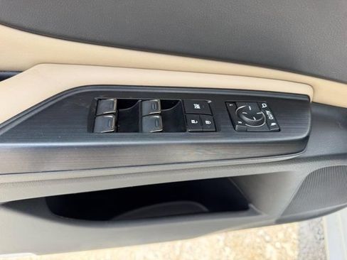Used 2021 Lexus ES 350 w/ Premium Package FWD image 17