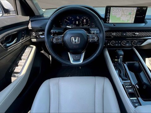 Certified 2025 Honda Accord Touring image 8