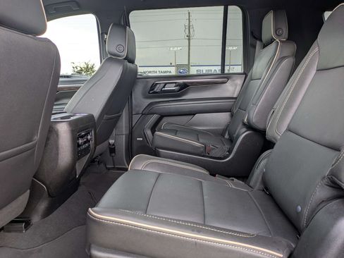Used 2026 Chevrolet Suburban Premier w/ Sun And Tow Package AWD/4WD image 14
