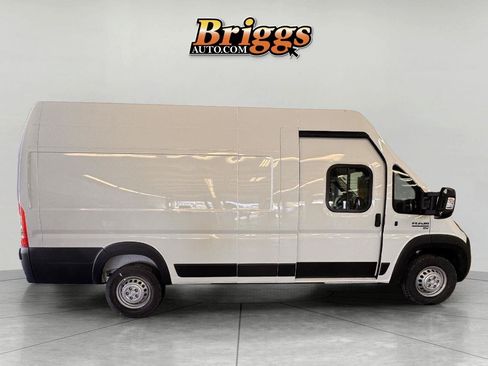 New 2025 RAM ProMaster 3500 FWD image 8