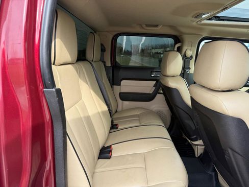 Used 2009 HUMMER H3T Alpha image 24