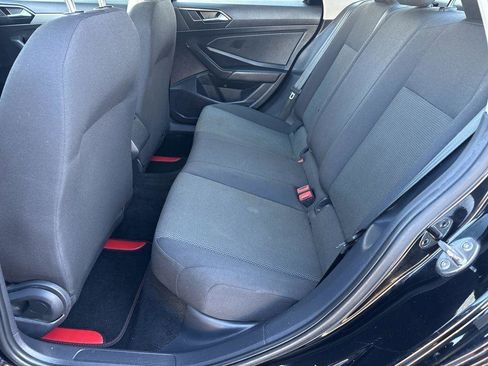 Used 2019 Volkswagen Jetta FWD image 25