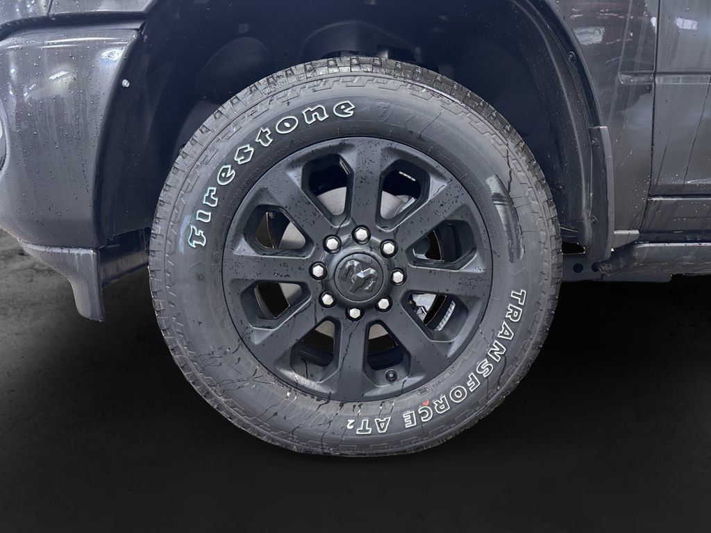 Used 2026 RAM 2500 Laramie AWD/4WD image 9