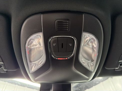 New 2026 Jeep Compass Latitude image 22