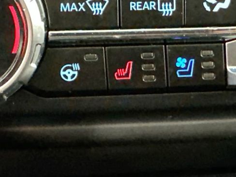 Used 2023 Ford F150 Lariat w/ Equipment Group 502A High AWD/4WD image 19