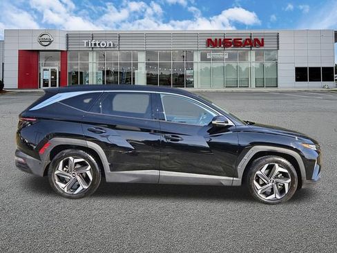Used 2023 Hyundai Tucson Limited FWD image 3