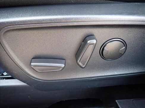 Used 2024 Ford Escape ST-Line image 14