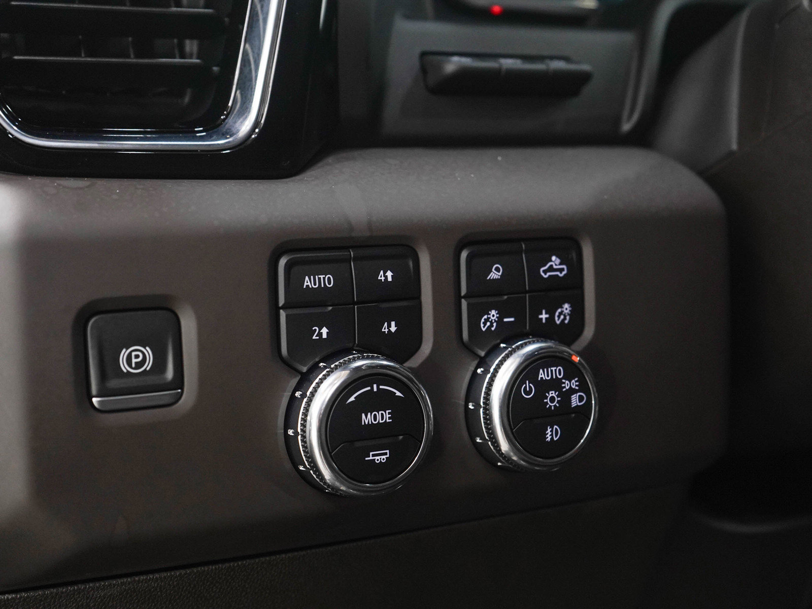 Used 2023 GMC Sierra 1500 Denali AWD/4WD image 26