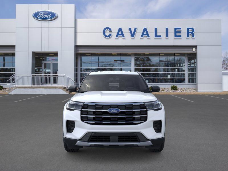 Used 2026 Ford Explorer Active AWD/4WD image 6