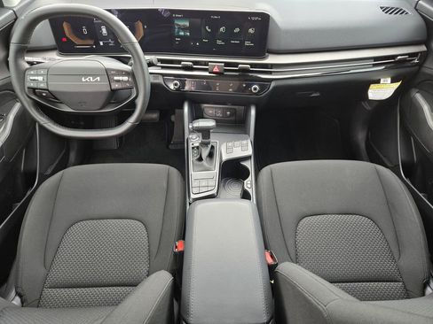 New 2026 Kia Sportage LX w/ LX Convenience Package FWD image 21