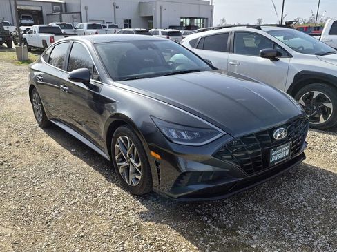 Used 2022 Hyundai Sonata SEL image 1