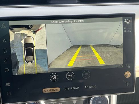 Certified 2023 Land Rover Range Rover SE image 31