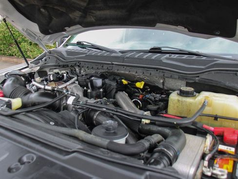 Used 2019 Ford F250 Lariat w/ Chrome Package AWD/4WD image 13