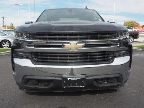 Used 2019 Chevrolet Silverado 1500 LT image 2