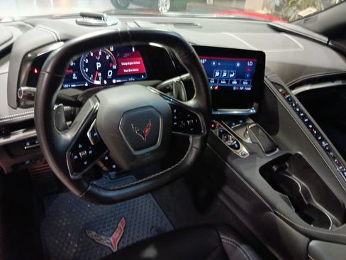 Used 2022 Chevrolet Corvette Stingray Preferred Cpe w/ Battery Protection Package RWD image 4