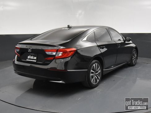 Used 2018 Honda Accord EX image 43