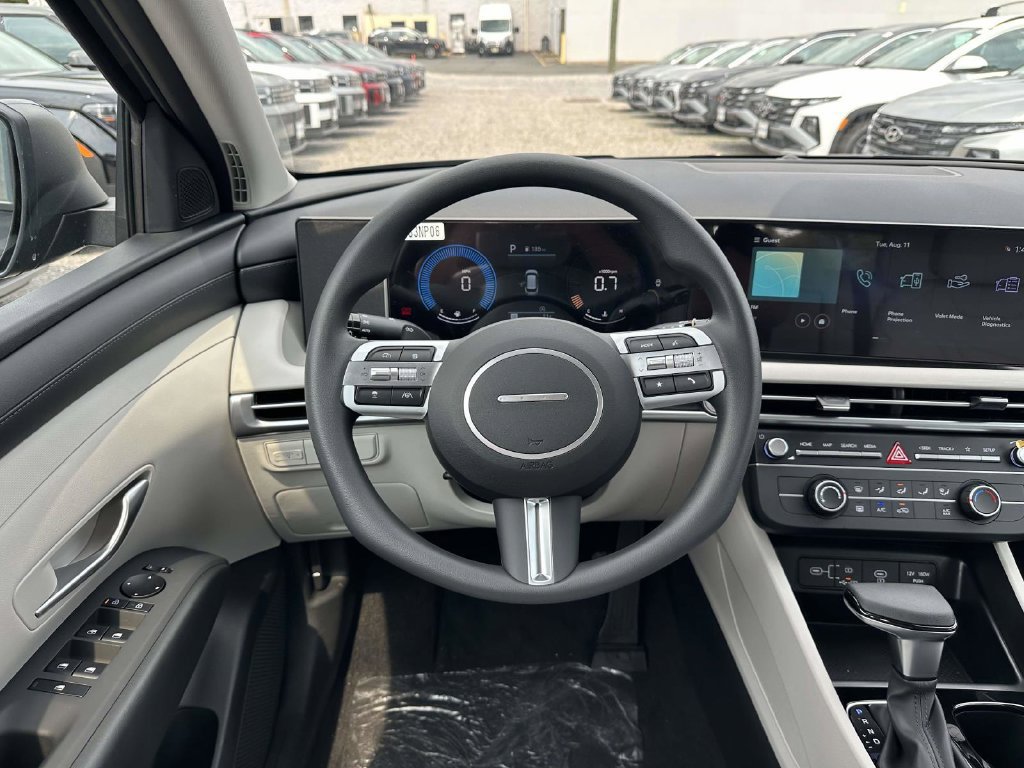 New 2026 Hyundai Tucson SE AWD/4WD image 9