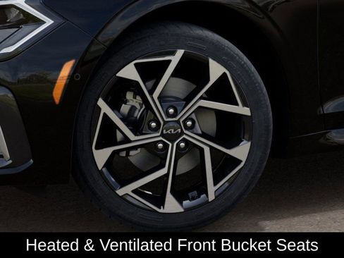 New 2025 Kia K5 EX image 9